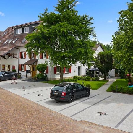 Second Home - Ferienwohnungen Fischbach Friedrichshafen Luaran gambar